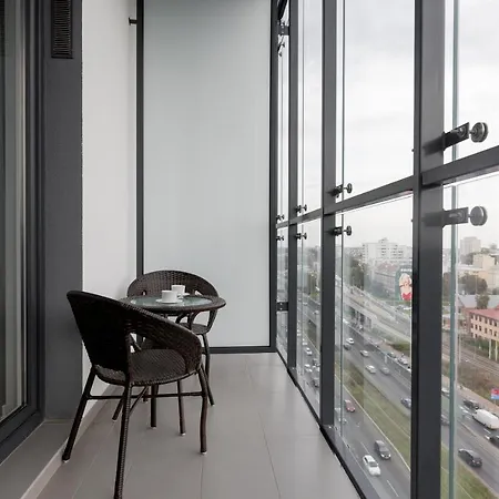 Appartement Wola Chic Silver By Bookinghost *